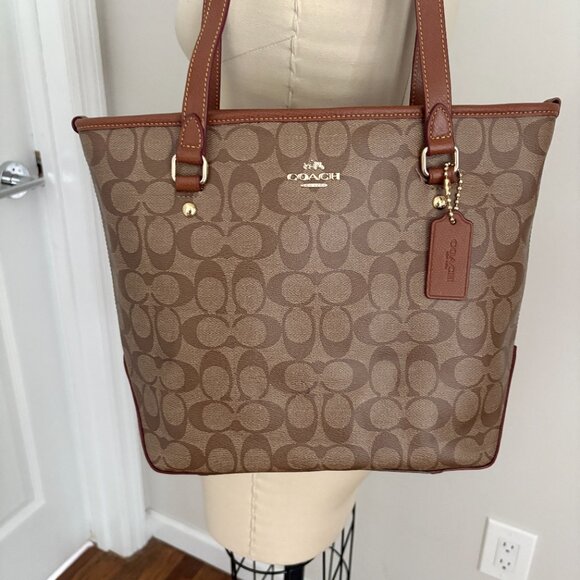 Coach Brown Signature Logo Coated Canvas Shoulder Bag F34603 ZipTop Tote - Picture 2 of 12